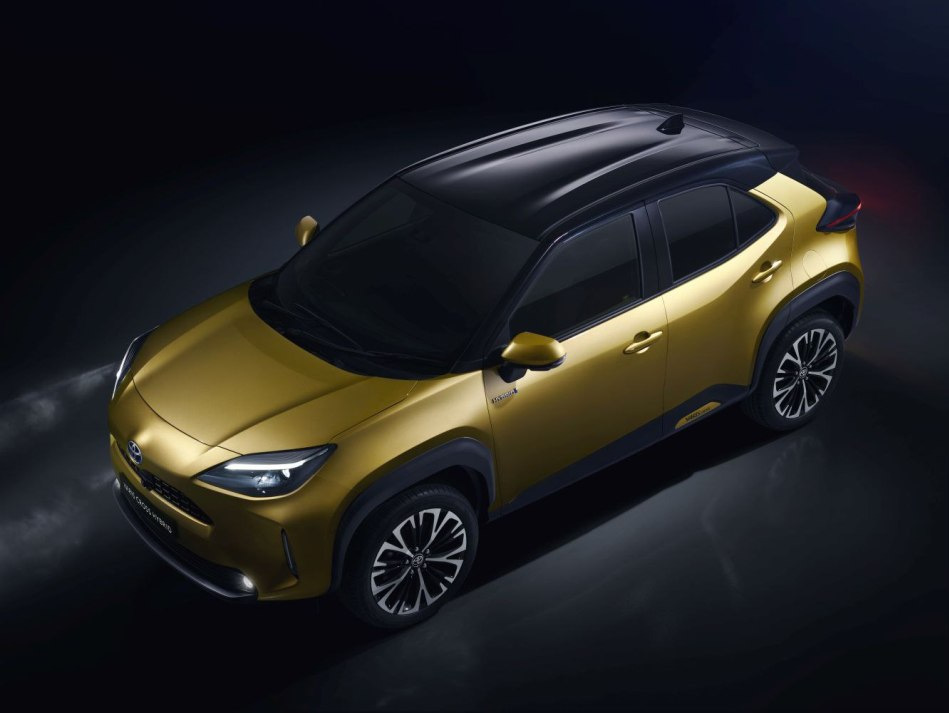 Toyota Yaris Cross (XP210): kompaktā krosovera apskats