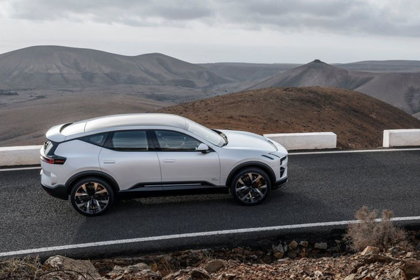 Polestar 3 apskats: skandināvu elektriskais krosovers ar uzsvaru uz tehnoloģijām Foto 3