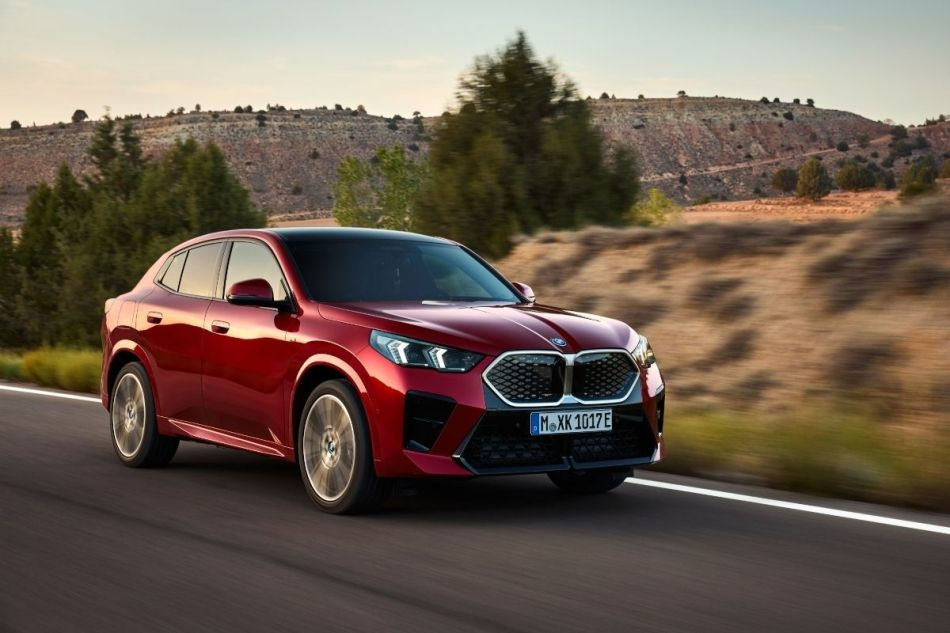 BMW iX2 (U10) apskats: jaunās paaudzes elektriskais krosovers