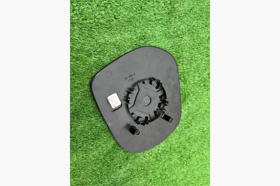 Toyota Land Cruiser 200 2007–2021 Spoguļa stikls (2012-2016, ar apsildi, 1 gab.) Foto 3