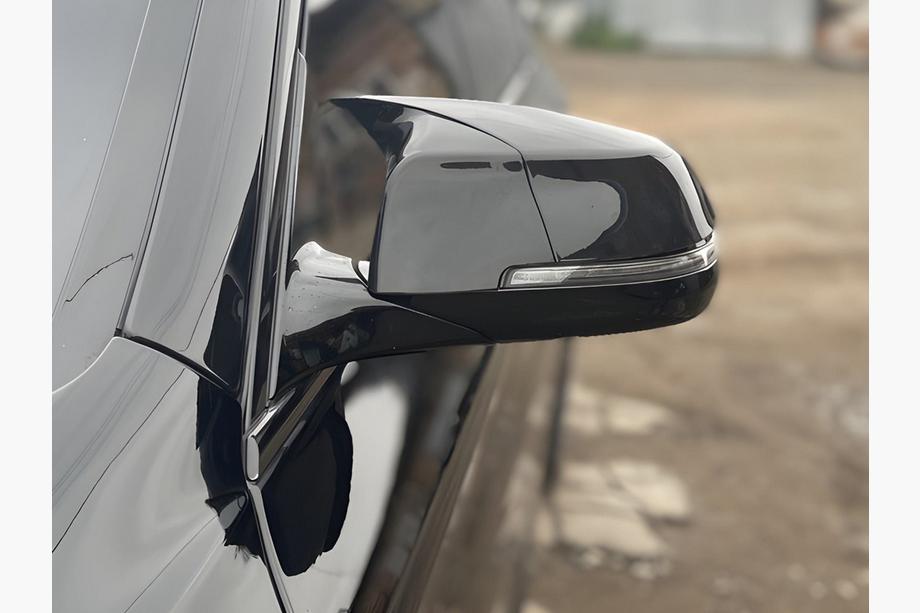 BMW 7. sērija F01/F02 2008–2015 Spoguļu vāciņi 2012-2015 M-Look (ar stiprinājuma klipšiem, 2 gab.) Image