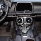 Chevrolet Camaro 2015– Karbonā pārnesumu selektora uzlika foto 2
