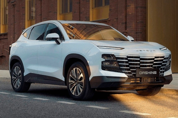 Jetour Dashing: Stilīga un tehnoloģiska krosovera apskats