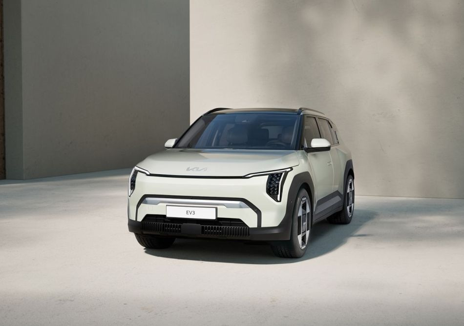 Kia EV3: kompakta elektriskā krosovera apskats