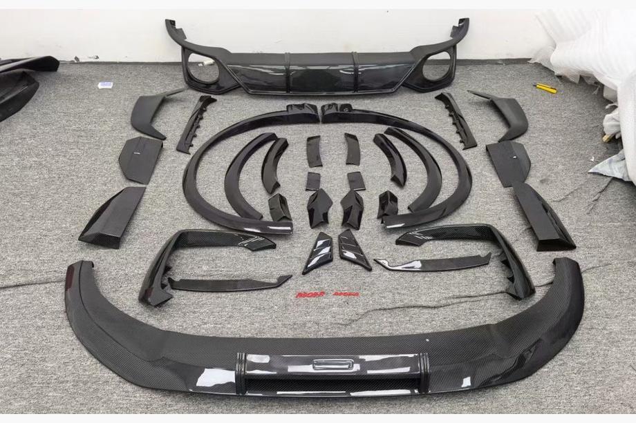 Audi Q8 2018– Carbon Set virsbūves komplekts (RSQ8 2024+) Foto 4