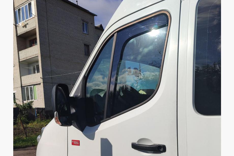 Opel Movano 2010–2021 Logu vēja deflektori ieliekamie Niken Luxury (2 gab.) Image