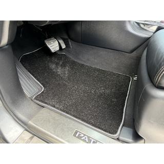 Deluxe tekstila paklājiņi (3 rindas, melni) Nissan Patrol Y62 2010–2024 foto 1