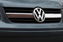 Volkswagen T5 Transporter 2003–2010 Centrālās radiatora restes uzlikas (2 gab., nerūsējošais tērauds) Carmos - turku teras foto 1