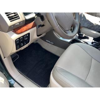 Deluxe tekstila paklājiņi (2 rindas, melni) Toyota Land Cruiser Prado 120 2002–2009 foto 1