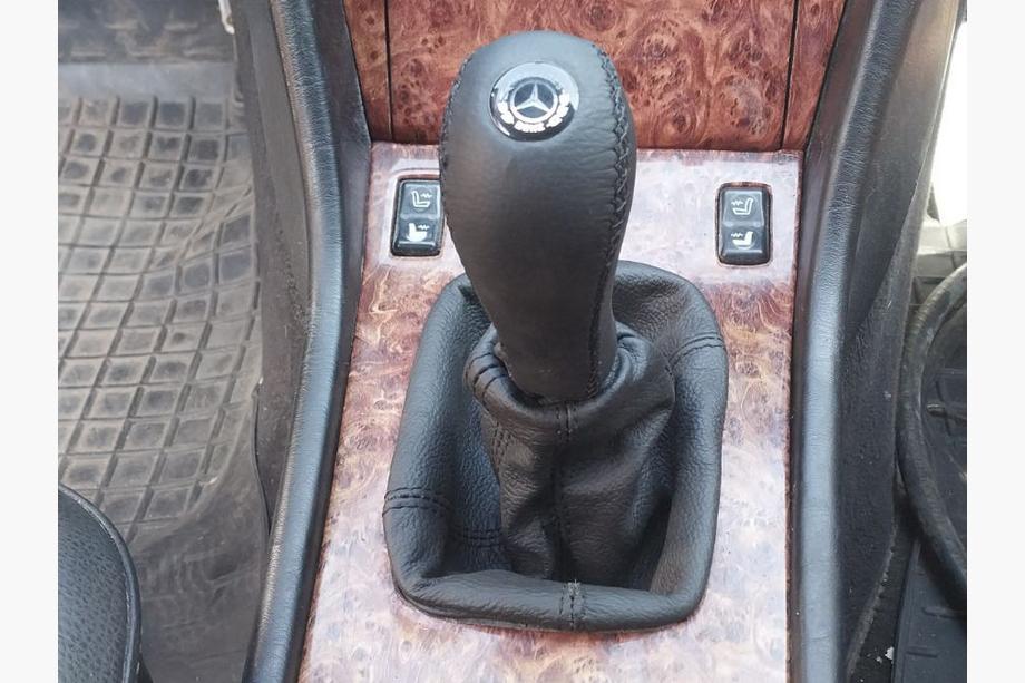 Mercedes E-klase W124 1984–1997 Ādas pārnesumu pārslēga rokturis ar manšeti Foto 5