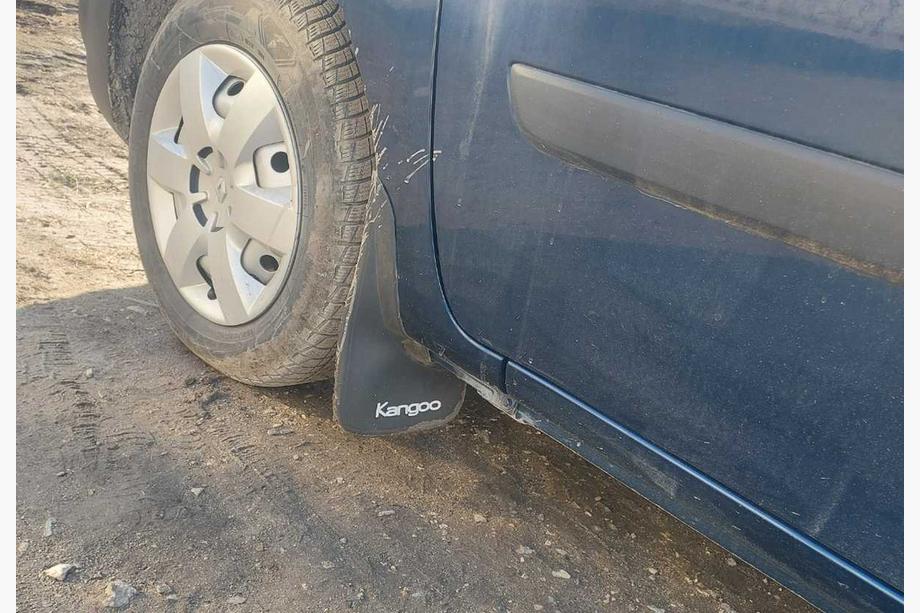 Renault Kangoo 2008–2020 Priekšējie dubļusargi Turcija (2 gab.) Image
