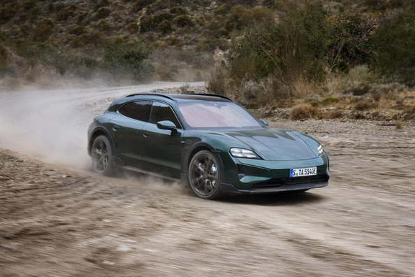 Porsche Taycan Cross Turismo 2024: elektriskā universāļa apskats