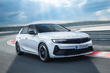 Opel Astra L GSe: Sportisks hibrīda hečbeks foto 3