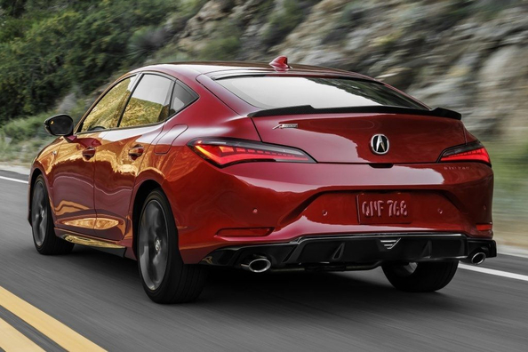 Acura Integra apskats: stils un dinamika liftbeka virsbūvē Foto 3