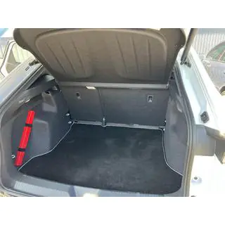 Tekstila bagāžnieka paklājiņš Premium (Melns)