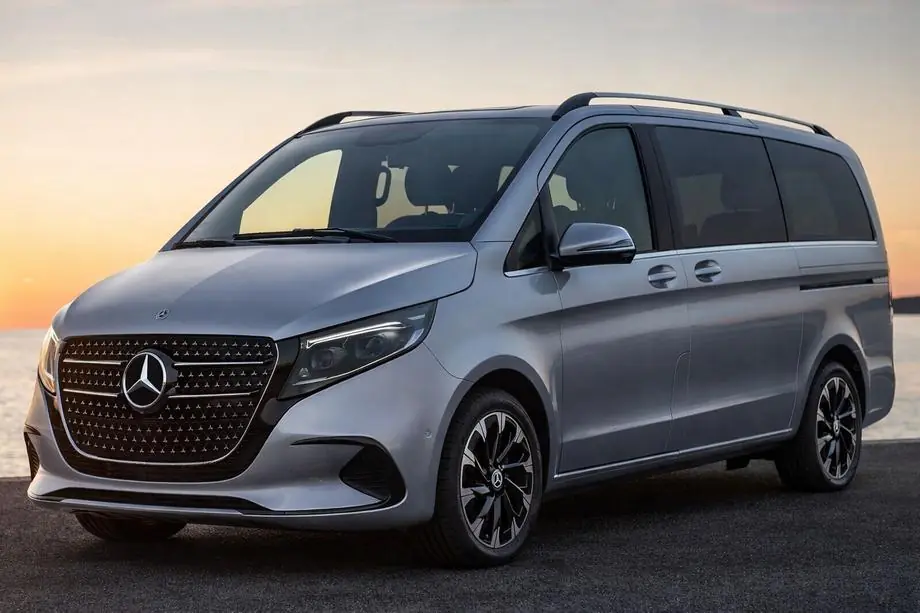 Mercedes Vito/V klase W447 2014– Priekšējā reste AMG-Line (2024+) Image