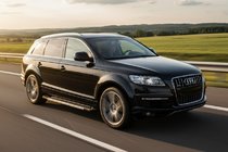 Audi Q7 2005–2015 Sānu pakāpieni RedLine V1 (2 gab., alumīnijs) foto 1
