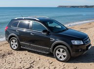 Chevrolet Captiva 2006–2019 Sānu sliekšņi RedLine Black (2 gab., alumīnijs) foto 2