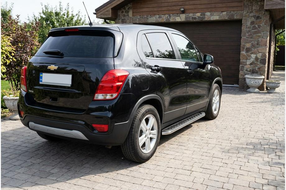 Chevrolet Trax 2012–2023 Sānu pakāpieni Maydos V1 (2 gab., alumīnijs ↗ nerūsējošais tērauds) Image