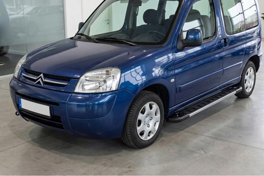 Citroen Berlingo 1996–2008 Sānu pakāpieni RedLine V1 (2 gab., alumīnijs) Foto 1