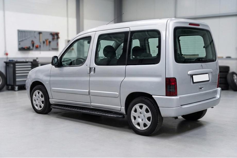 Citroen Berlingo 1996–2008 Sānu pakāpieni Bosphorus Black (2 gab., alumīnijs) Image