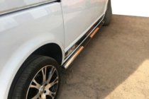 Volkswagen T5 Transporter 2003–2010 Sānu aizsargcaurules (2 gab., nerūsējošais tērauds) 60 mm, īsā riteņu bāze foto 11