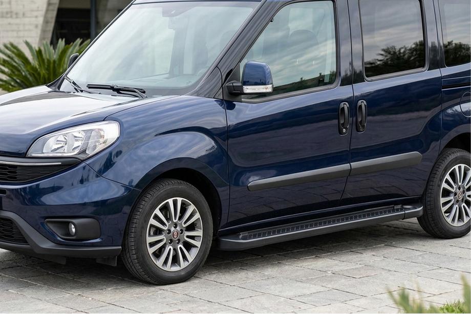 Fiat Doblo II 2010–2022 Sānu sliekšņi Allmond Black (2 gab., alumīnijs) Image