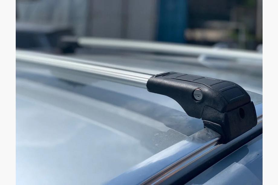 Toyota Proace City 2016– Jumta bagāžnieka šķērssijas integrētām jumta reliņām Wingbar V2 (2 gab.) Foto 3