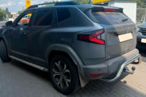 Dacia Duster 2024– Aizmugures aizsargstienis AK007 (nerūsējošais tērauds) foto 2