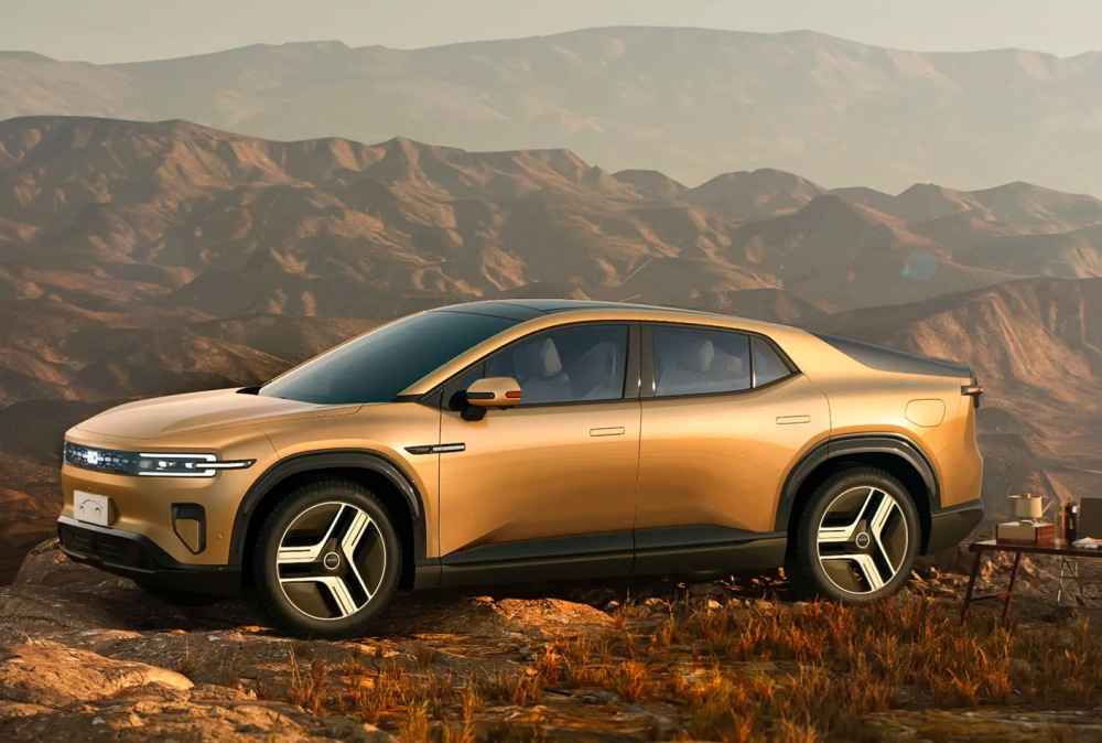Changan Qiyuan E07: unikāla elektroauto apskats