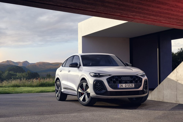 Audi Q5 Sportback 2025: Stilīgā krosoverkupejas apskats