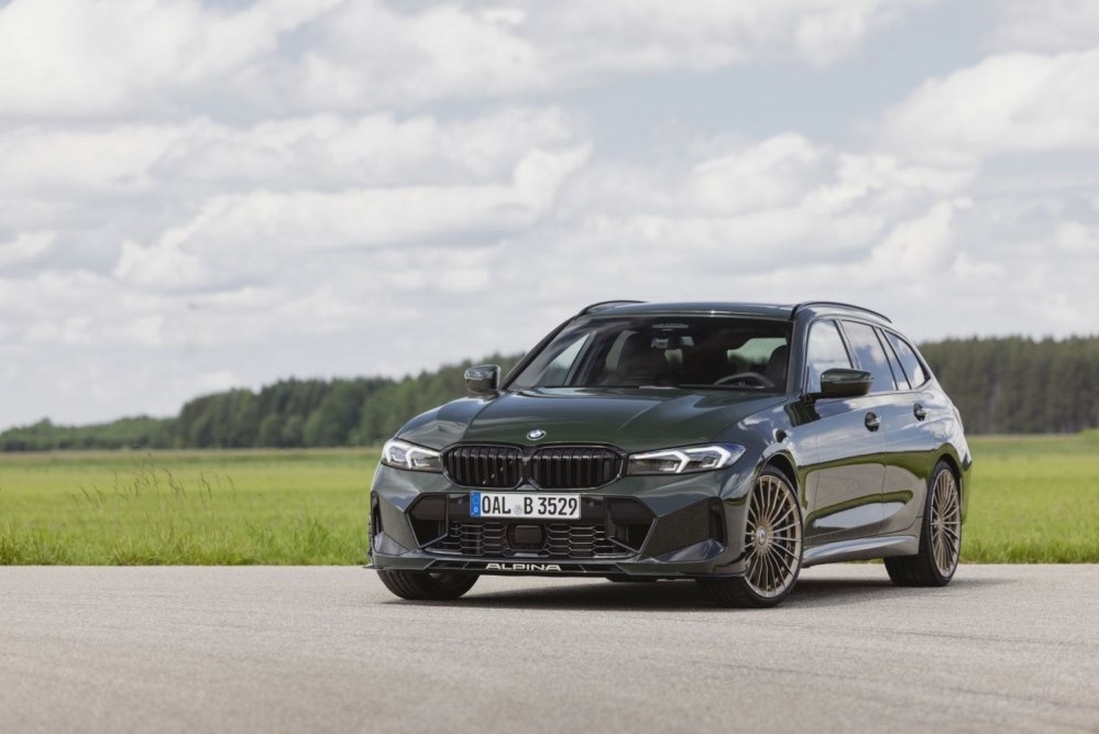 Alpina B3 GT Touring 2024: Atjauninātā universāļa apskats