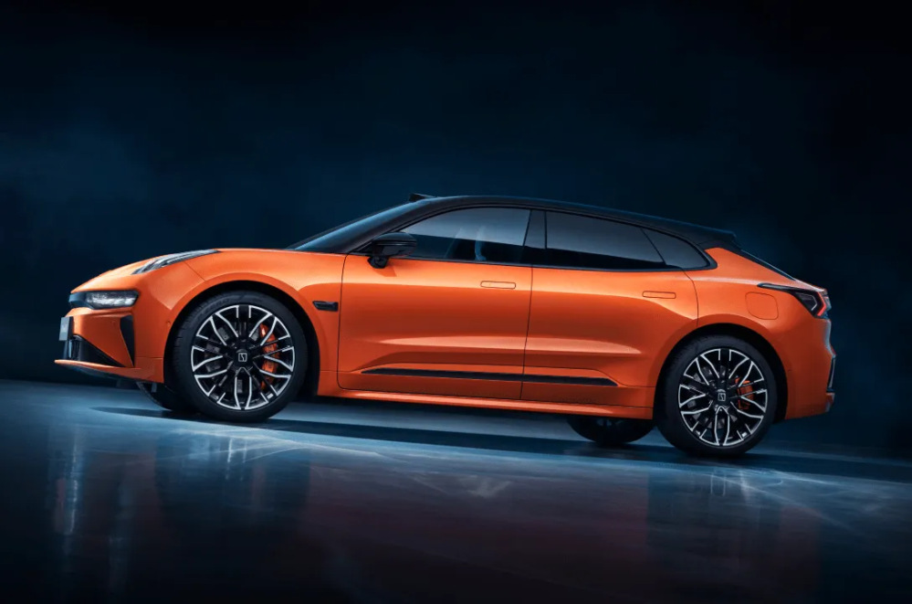 Zeekr 001 2024: Atjaunotā elektroauto apskats