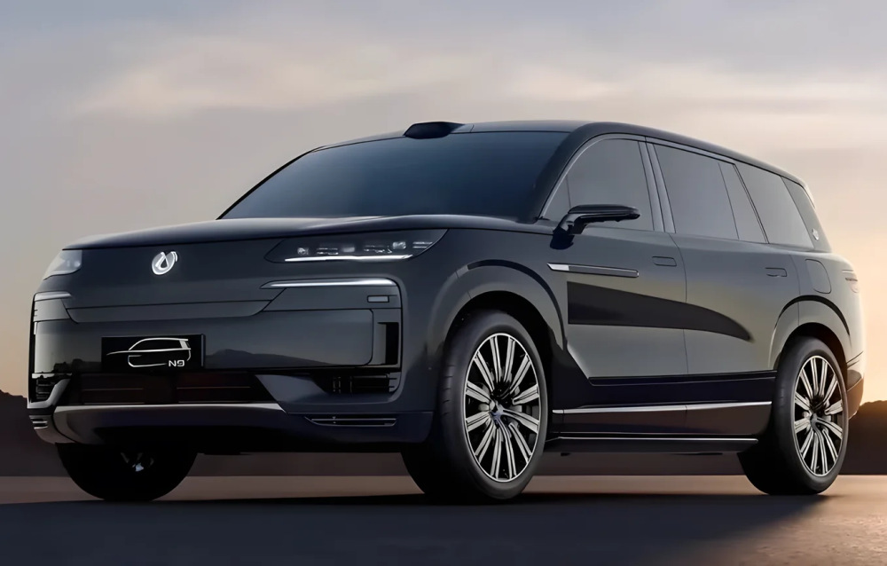 Denza N9 EV 2025: Elektriskā SUV apskats