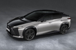 Lexus RZ 550e F Sport 2025: Sportiska elektriskā krosovera apskats foto 2