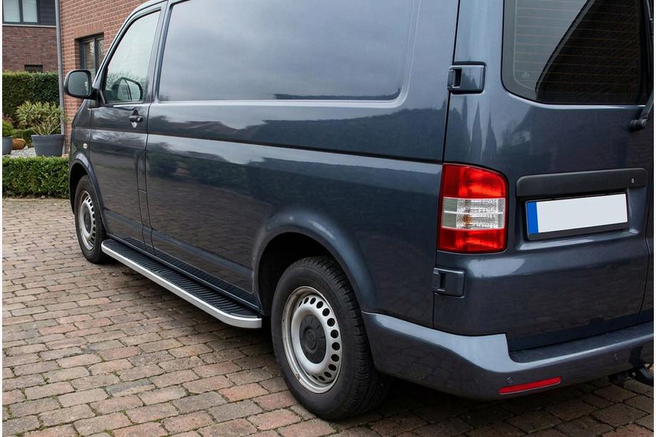 Volkswagen T5 Caravelle 2004–2010 Sānu pakāpieni Tayga (2 gab., alumīnijs) Tikai īsajai riteņu bāzei Foto 1