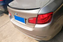 BMW 5. sērija F10/F11 2010–2016 OEM stila spoilers (F10, melns spīdīgs) foto 1