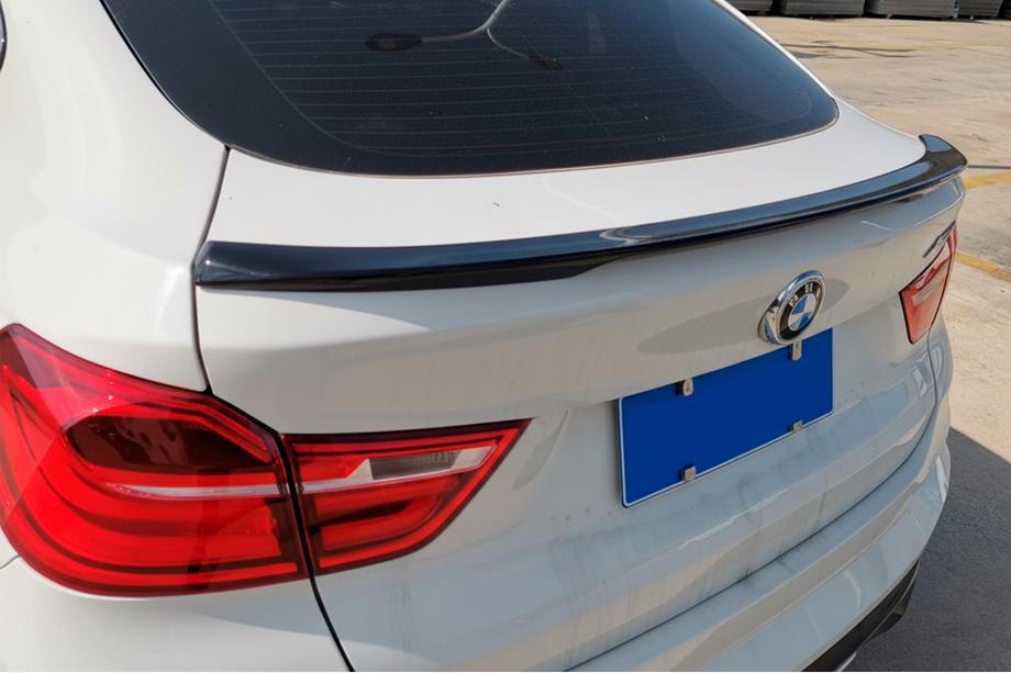 BMW X4 F26 2014–2018 Spoileris P-Style (melns spīdīgs) Image