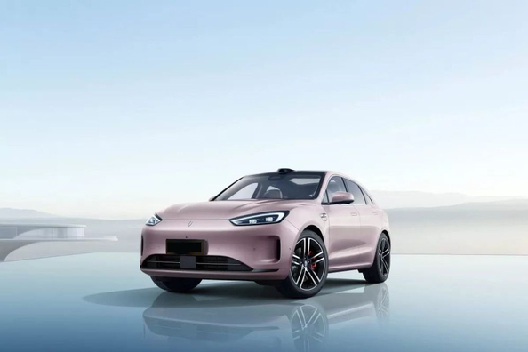 Aito M5 EV 2025 elektriskās versijas apskats