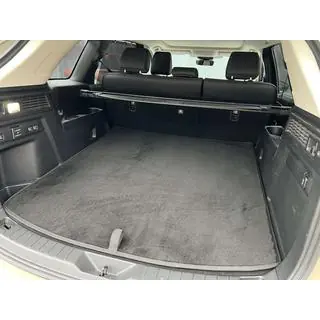 Tekstila bagāžnieka paklājiņš Premium (Melns)