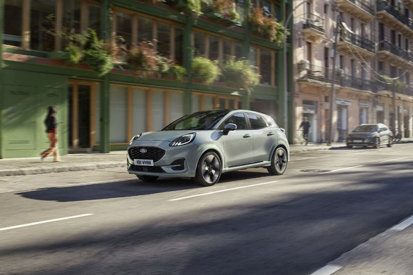 Ford Puma 2025 apskats: Atjaunināts stils un dinamika