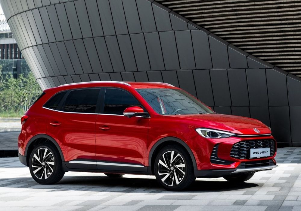 Otrās paaudzes MG ZS 2025 apskats: stilīgs un daudzpusīgs SUV