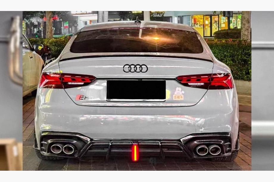 Audi A5 2016–2025 Aizmugurējā bampera difuzors V3 (S-Line 2021-2025, Carbon) Image