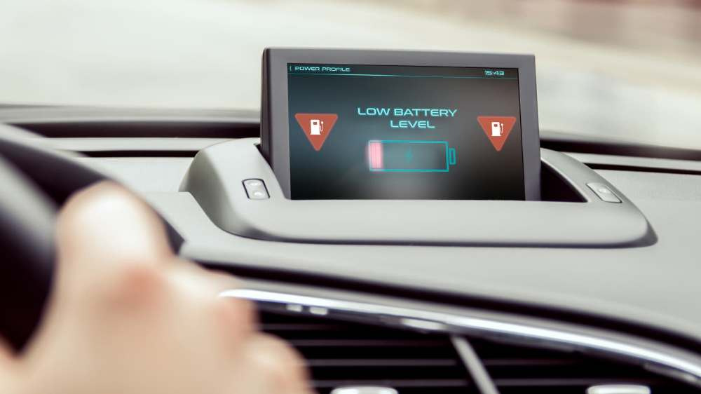 Kāpēc elektroauto ātri izlādējas?