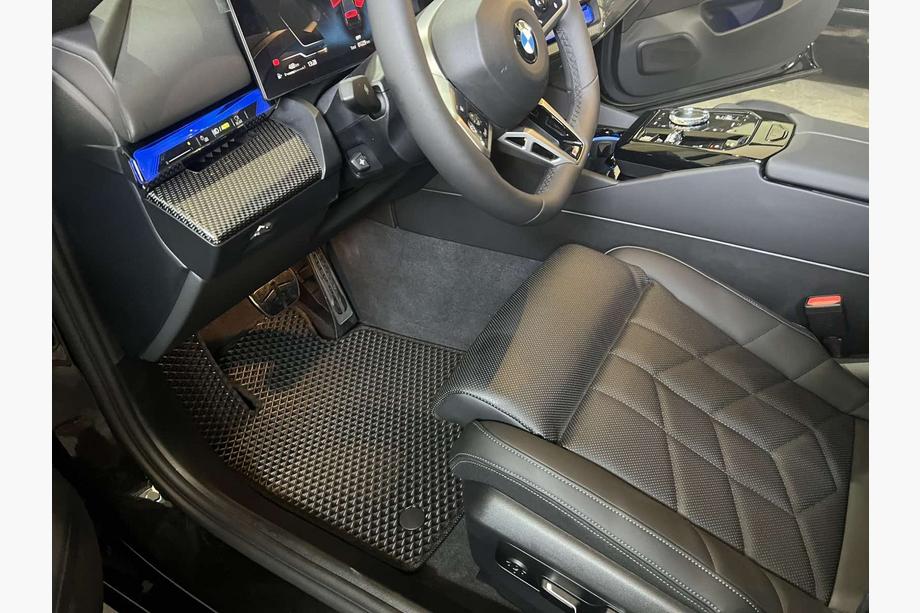 BMW 5/i5 sērija G60/G60E/G61 2023– EVA paklājiņi (G60/61, melni) Image