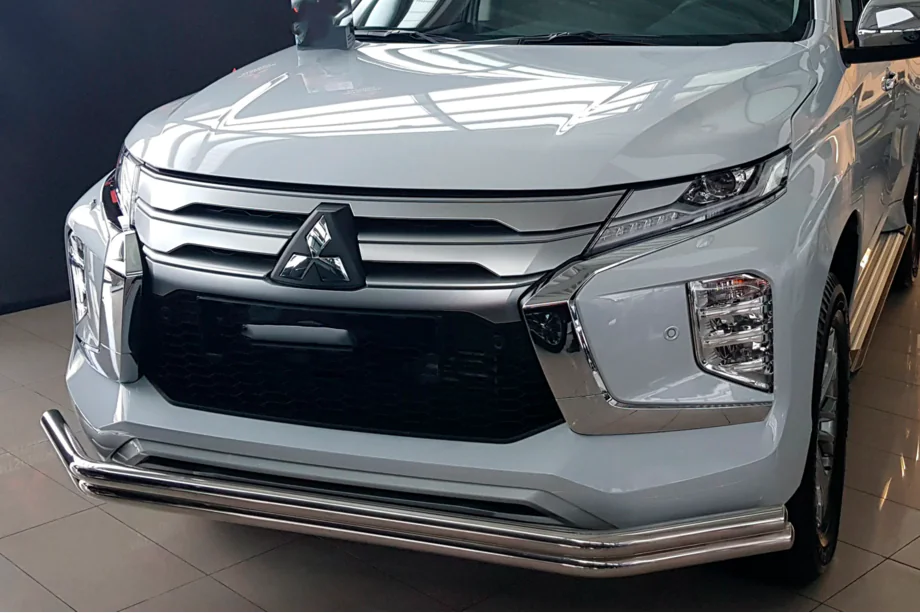 Mitsubishi Pajero Sport 2015– Priekšējais aizsargstienis F3-60 (2020+, nerūsējošais tērauds) Foto 1