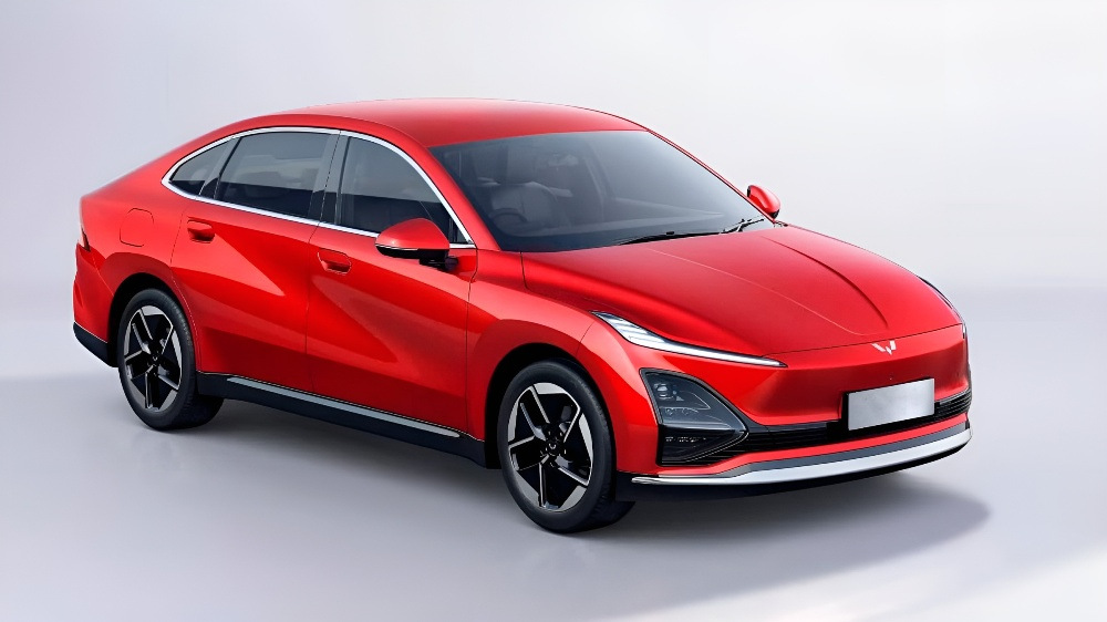 Wuling Starlight EV: Tehnoloģiska sedana apskats