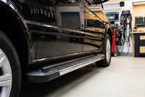 Mercedes Viano 2004–2014 Sānu pakāpieni RedLine V1 (2 gab., alumīnijs) Garā riteņu bāze foto 1