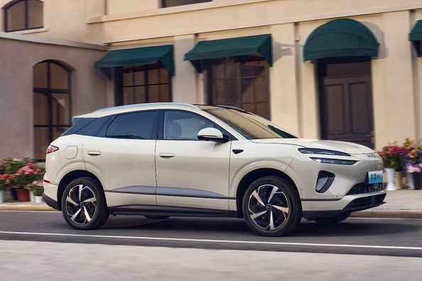 Apskats: BYD SeaLion 06 EV krosovera elektriskā versija