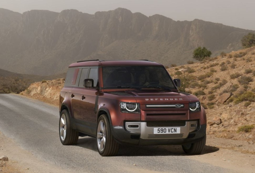 Land Rover Defender 130 apskats: maksimāla telpa piedzīvojumiem